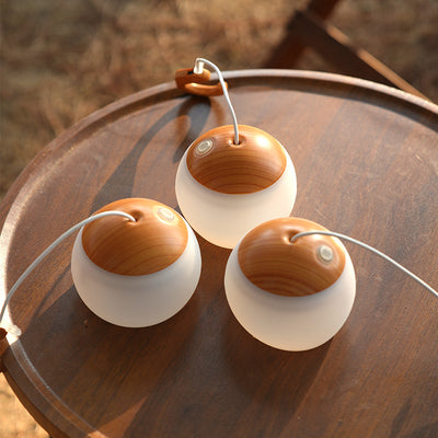 Lanterne LED de camping extérieure contemporaine nordique rechargeable étanche en ABS & TPR à grain de bois semi-circulaire pour patio extérieur 