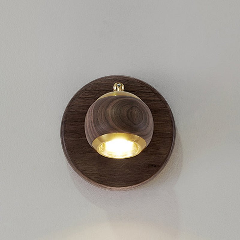 Zeitgenössische Retro Walnuss Aluminium Kugelförmige Verstellbare LED Wandleuchte Spotlampe Für das Bett 