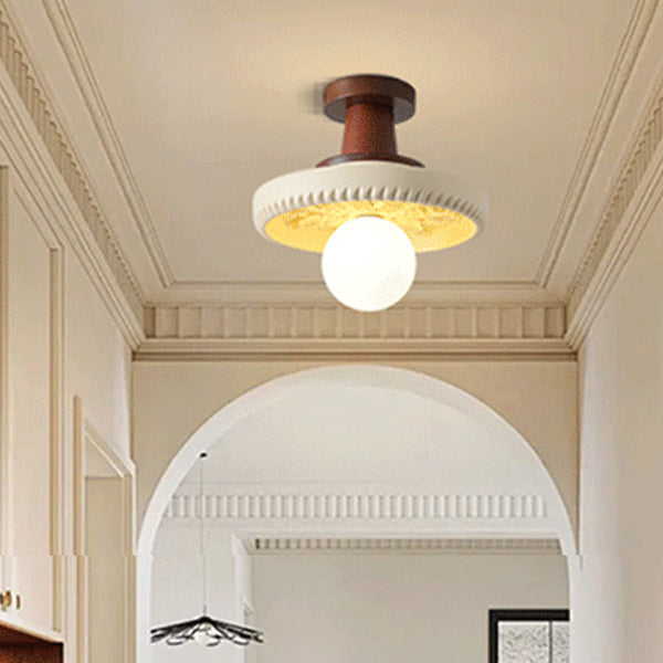 Plafonnier semi-encastré à 1 lumière en résine et bois traditionnel français en forme de bol rond sculpté pour couloir et entrée 