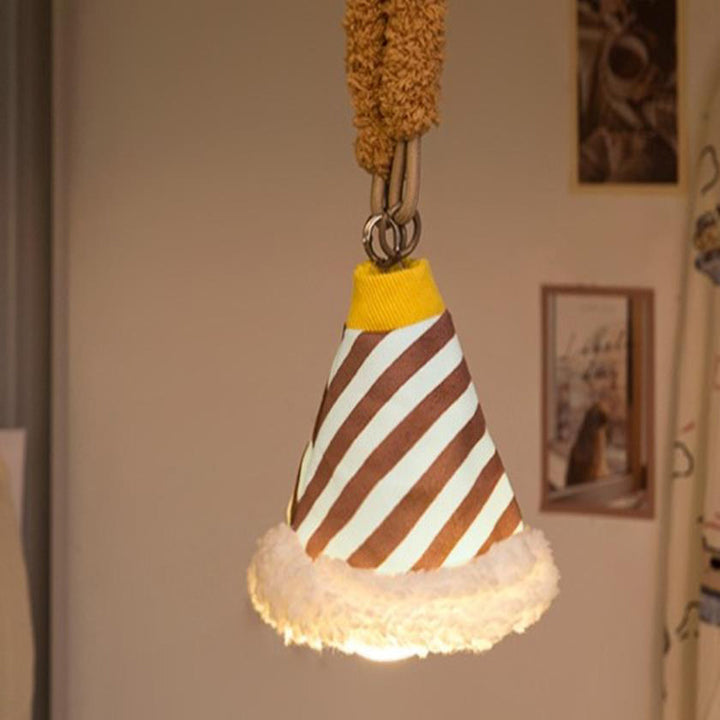 Moderne Art Deco Stoff Wiederaufladbare Glockenstreifen LED Wandlampen Nachtlicht für den Einsatz am Bett im Schlafsaal 