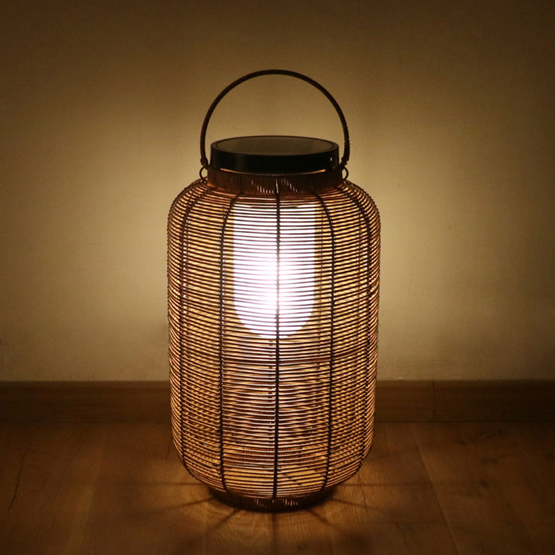 الفانوس الأسطواني المصنوع من الحديد الأكريليكي المصنوع من الخوص البلاستيكي المقاوم للماء بالطاقة الشمسية التقليدية اليابانية لإضاءة المناظر الطبيعية LED للحديقة والفناء الخارجي 