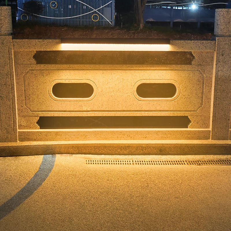 Modern Minimalist Solar Waterproof Strip Aluminum Tempered Glass Wall Washer LED Wall Sconce Lamp For Outdoor Patio