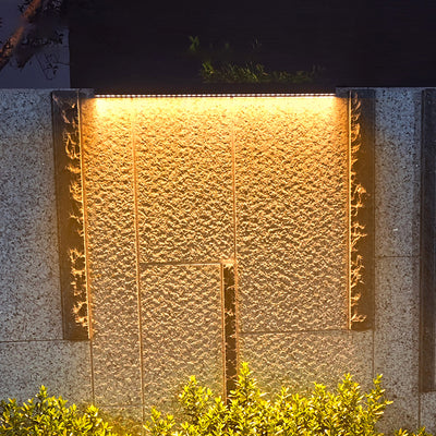 Modern Minimalist Solar Waterproof Strip Aluminum Tempered Glass Wall Washer LED Wall Sconce Lamp For Outdoor Patio