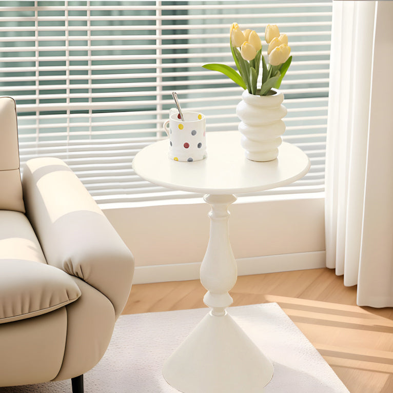 Table basse ronde moderne minimaliste en fibre de densité moyenne et métal avec base style bougeoir pour salon 