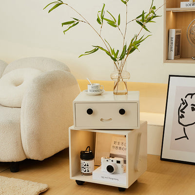 Zeitgenössischer kreativer Beistelltisch aus massivem Holz und Metall in Roboterform mit 2 Ablagen für Schlafzimmer & Wohnzimmer 