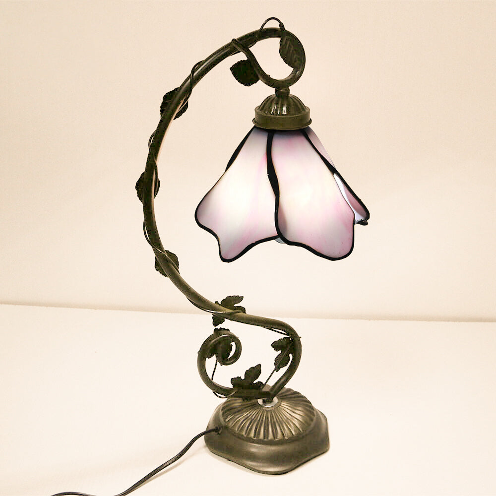 Tiffany Einfache Blütenblatt Harz Buntglas 1-Licht Tischlampe 