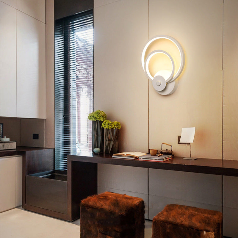 Applique murale LED en fer et plastique ronde contemporaine nordique pour salon 