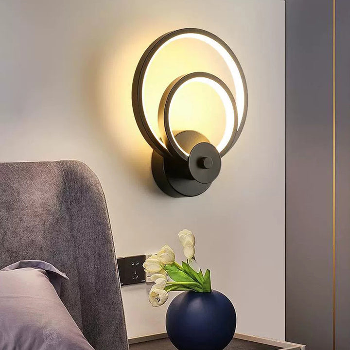 Applique murale LED en fer et plastique ronde contemporaine nordique pour salon 