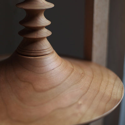 Zeitgenössische runde 1-flammige Pendelleuchte aus Holz im Retro-Stil für das Wohnzimmer 