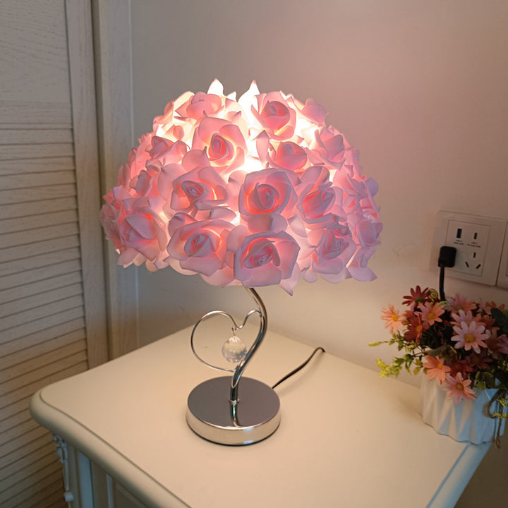 Zeitgenössische kreative Blume Eisen Stoff 1-Licht Tischlampe für Wohnzimmer 