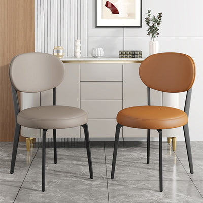 Chaise de salle à manger moderne de luxe en cuir courbé carré avec dossier en acier au carbone sans accoudoirs pour salle à manger 