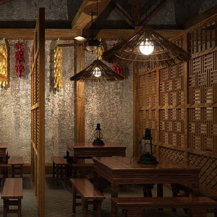 Suspension lumineuse tissée en chapeau conique en rotin métallique rustique traditionnel à 1 lumière pour salon 