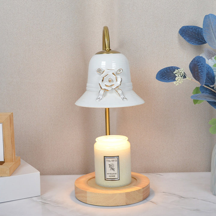 Lampe de table en fer à une lumière avec base en forme de larme vintage traditionnelle et fleur pour faire fondre la cire aromatique pour chambre 
