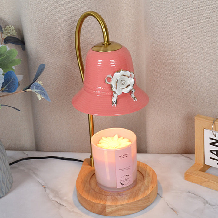 Lampe de table en fer à une lumière avec base en forme de larme vintage traditionnelle et fleur pour faire fondre la cire aromatique pour chambre 