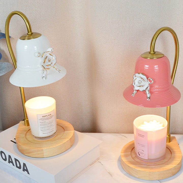 Lampe de table en fer à une lumière avec base en forme de larme vintage traditionnelle et fleur pour faire fondre la cire aromatique pour chambre 