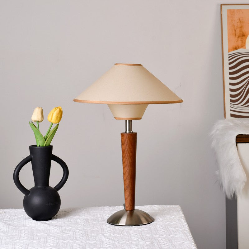 Lámpara de mesa contemporánea escandinava en forma de platillo volador de una luz de hardware de tela de madera de cera blanca para dormitorio 
