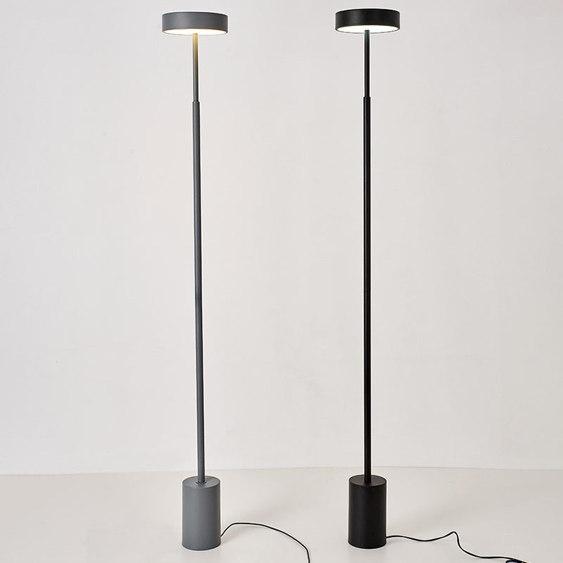 Contemporary Scandinavian Round Iron LED Standing Floor Lamp For Bedroom