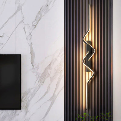 Modern Minimalist Vertical Irregular Wave Curve Aluminum PVC Iron Silicone LED Wall Scone Lamp For Bedroom
