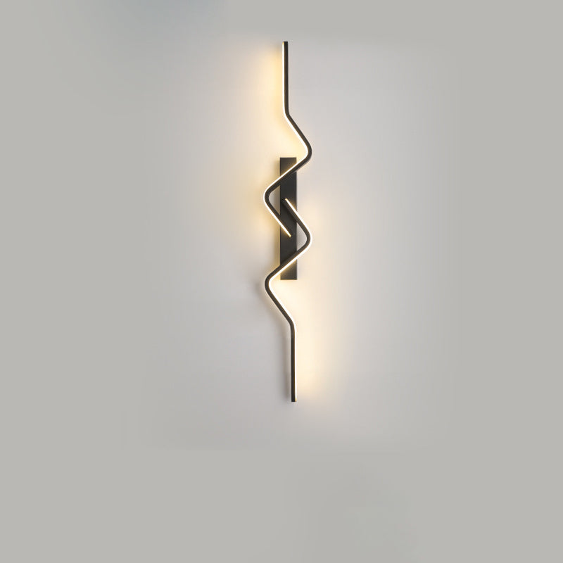 Moderne minimalistische vertikale unregelmäßige Wellenkurve Aluminium PVC Eisen Silikon LED Wandleuchte für Schlafzimmer 