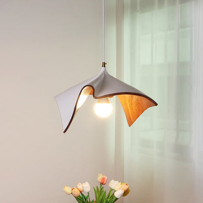 Contemporary Creative Lotus Leaf Shaped Resin Iron 1-Light Pendant Light For Dining Room