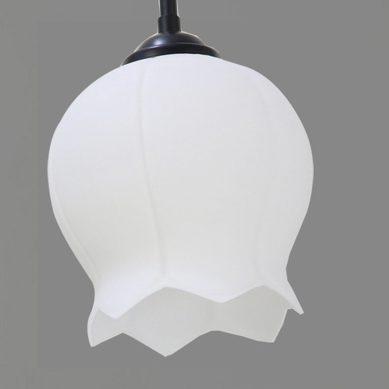 Lampadaire moderne minimaliste en fer en forme de fleur avec trois lumières en verre pour salon 