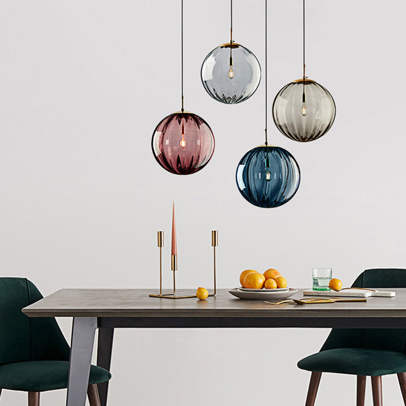 Moderne minimalistische kugelförmige runde Eisen-Glas-Pendelleuchte mit 1 Licht für das Esszimmer 