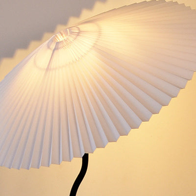 Contemporary Scandinavian Pleated Fan-Shaped Round Iron Fabric 1-Light Table Lamp For Bedroom