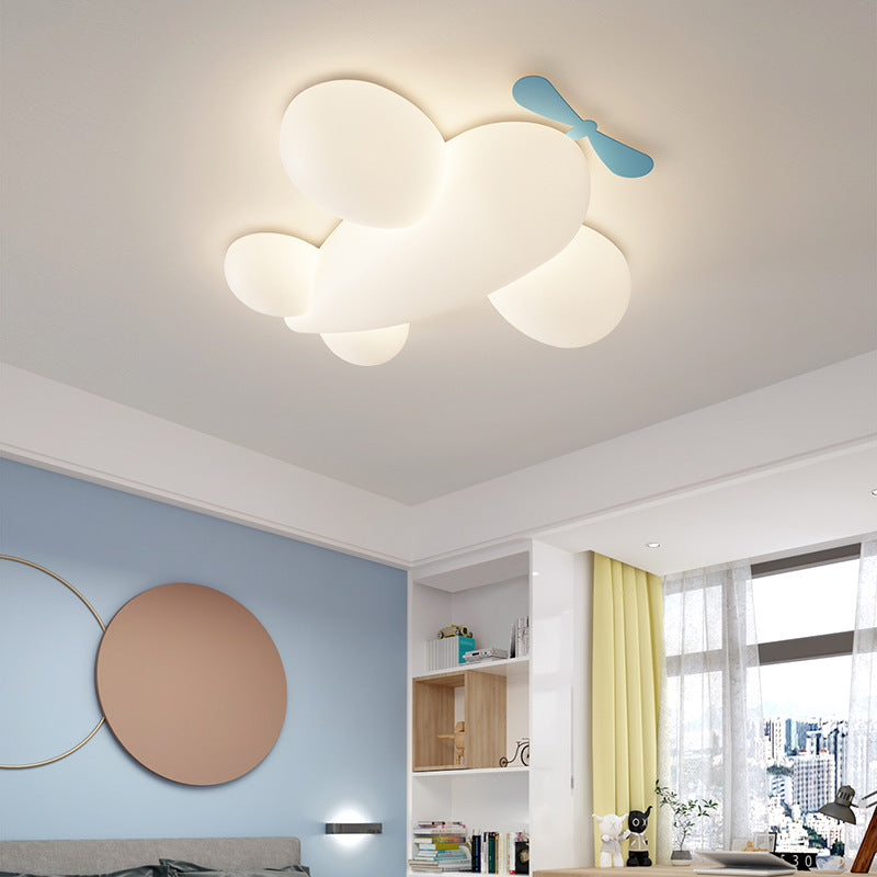ضوء سقف مثبت بمصابيح LED من البلاستيك والحديد للأطفال المعاصرين بتصميم طائرة لغرفة النوم 