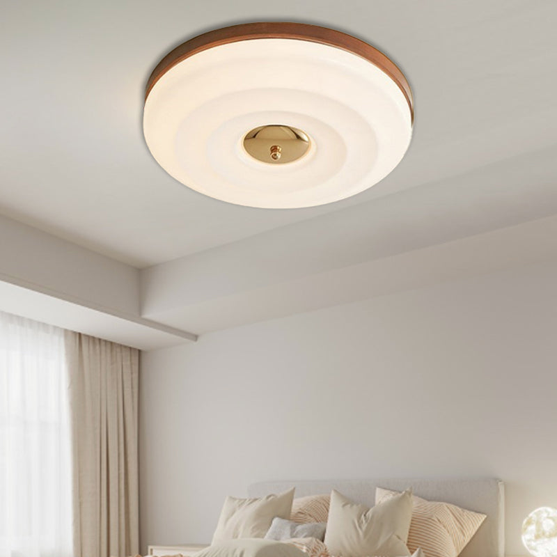 Zeitgenössische nordische Creme Runde Eisen Holz Acryl LED Unterputz Deckenleuchte für Schlafzimmer 