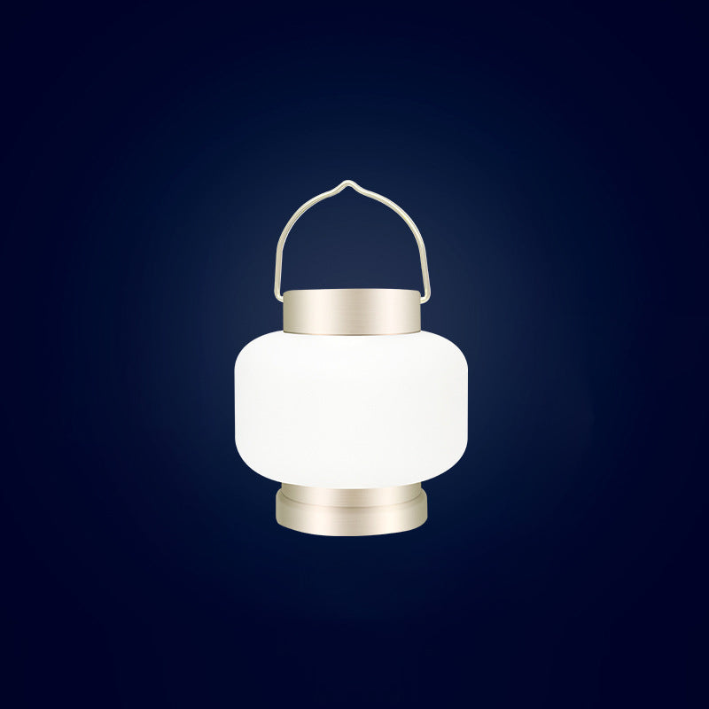 ضوء خارجي LED معدني أسطواني محمول مقاوم للماء يعمل بالطاقة الشمسية بتصميم بسيط وحديث للحديقة 