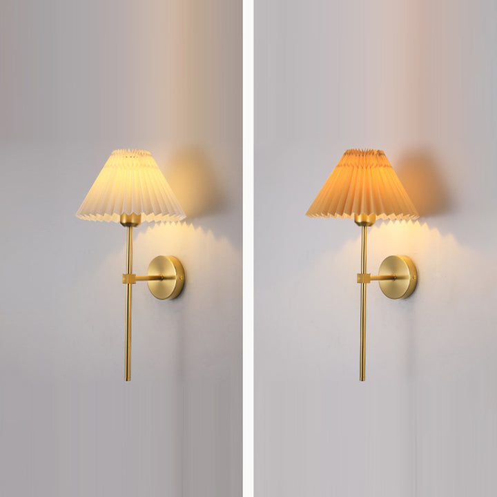 Applique Murale Moderne Minimaliste Cône Trapèze Long Poteau Fer Tissu 1 Lumière Pour Chambre 