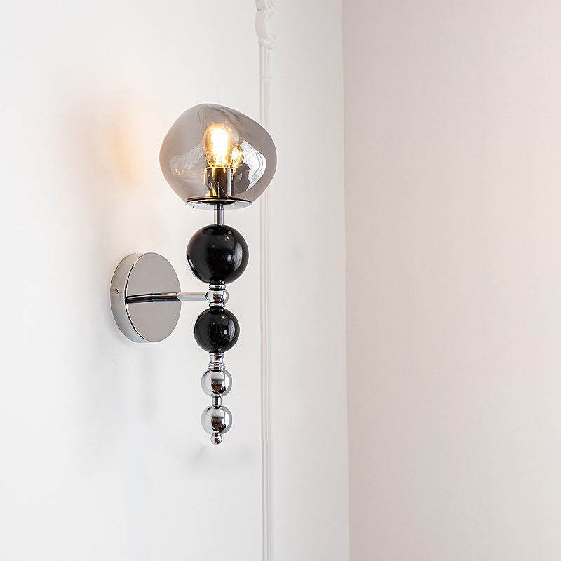 Zeitgenössische nordische runde Multi-Orb-Glas-Holz-Eisen-1-Licht-Wandleuchter-Lampe für Wohnzimmer 