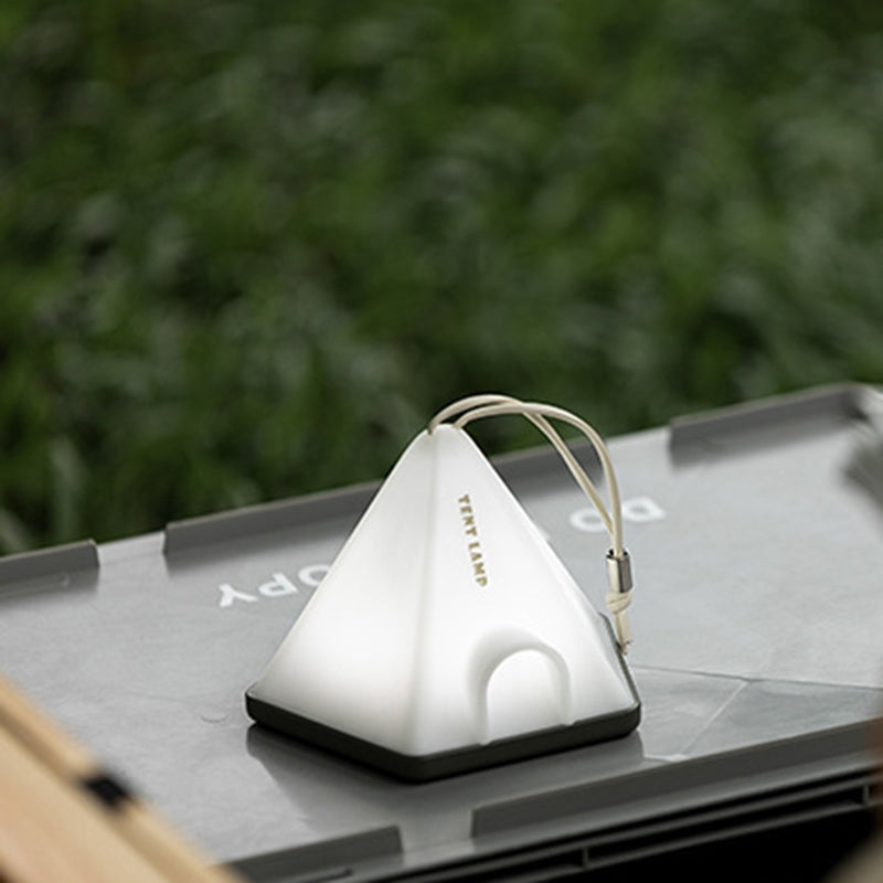 Luz LED para exteriores con forma de triángulo de tienda creativa contemporánea ABS PP para patio exterior 