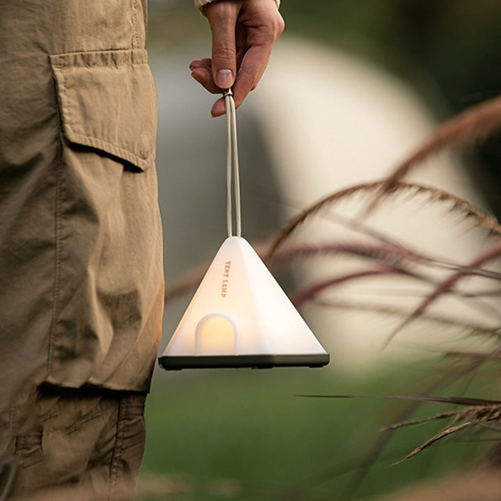 Luz LED para exteriores con forma de triángulo de tienda creativa contemporánea ABS PP para patio exterior 