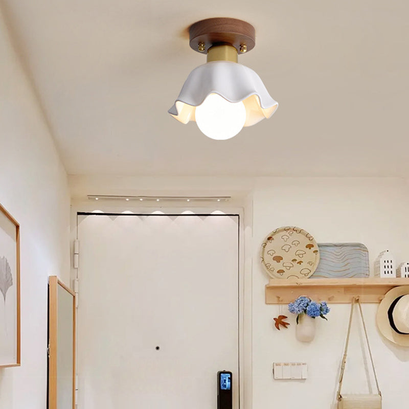 Plafonnier semi-encastré à 1 lumière en bois, cuivre et verre avec cône de fleur rond traditionnel japonais pour salon 