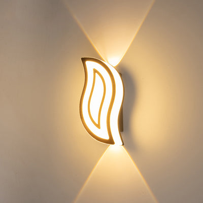 مصباح حائط خارجي LED من الألومنيوم على شكل ورقة بيضاوية مقاوم للماء للحديقة بتصميم بسيط وحديث 