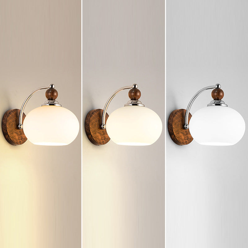 Applique murale traditionnelle vintage ovale en bois, fer et verre à 1 lumière pour chambre 