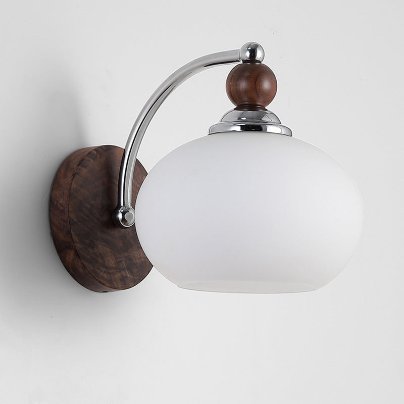 Applique murale traditionnelle vintage ovale en bois, fer et verre à 1 lumière pour chambre 