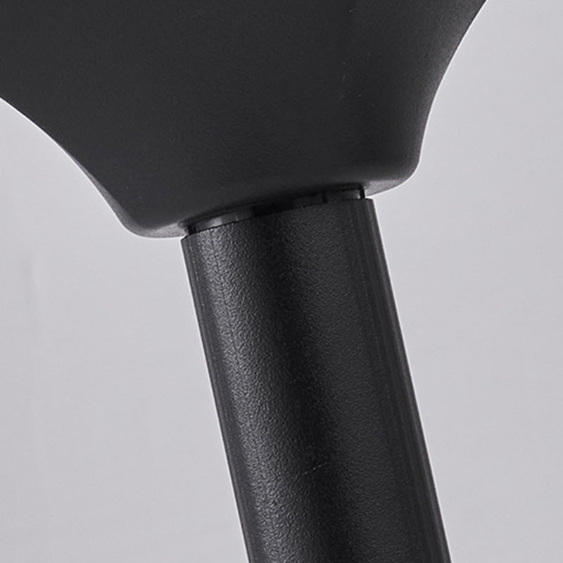 Luz exterior de enchufe de suelo cónica impermeable solar minimalista moderna de ABS PC para jardín 