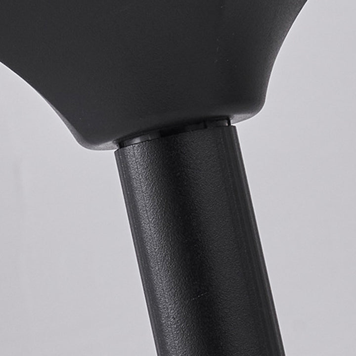 Luz exterior de enchufe de suelo cónica impermeable solar minimalista moderna de ABS PC para jardín 