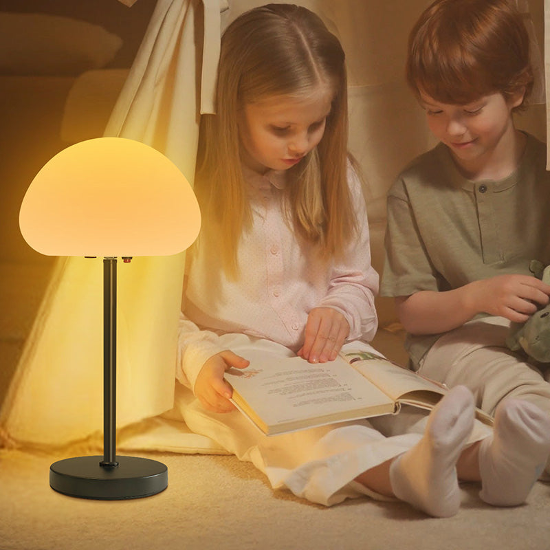 Lampe de table LED ovale créative contemporaine en fer et PE en forme de champignon pour chambre 