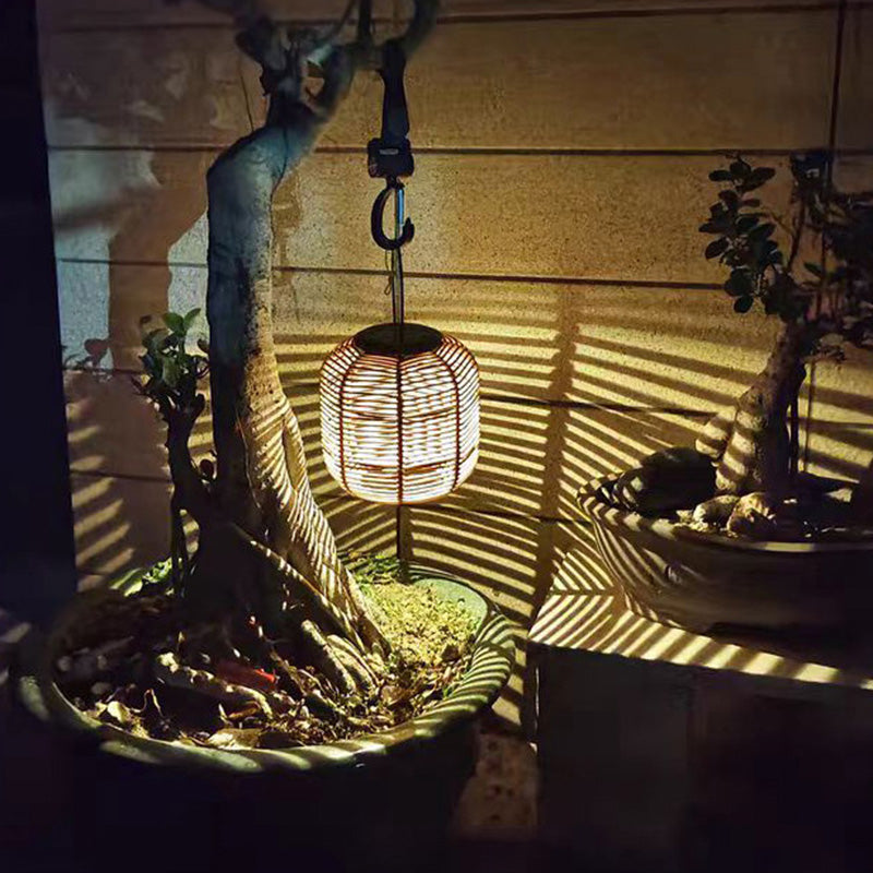 Lanterne cylindrique étanche solaire Art Déco moderne en fer PP LED pour extérieur, pour patio extérieur 