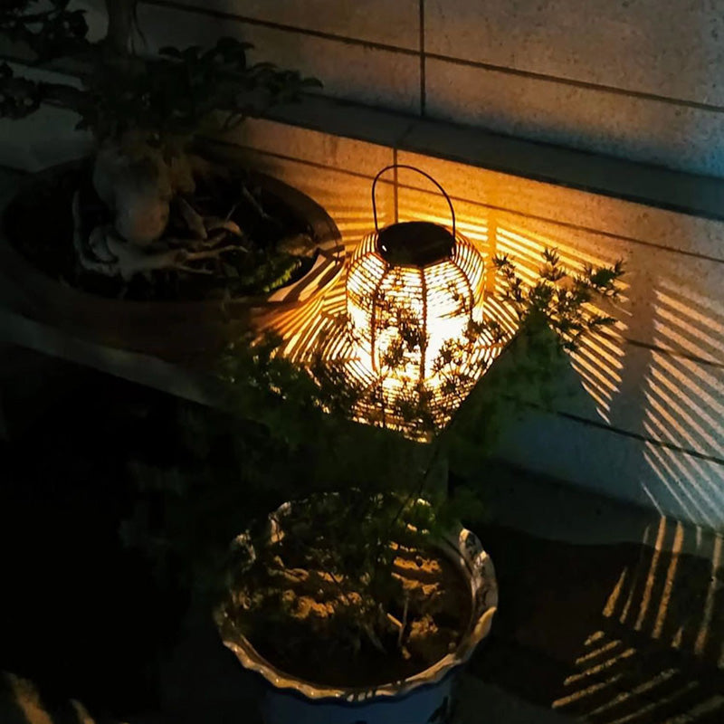 Lanterne cylindrique étanche solaire Art Déco moderne en fer PP LED pour extérieur, pour patio extérieur 
