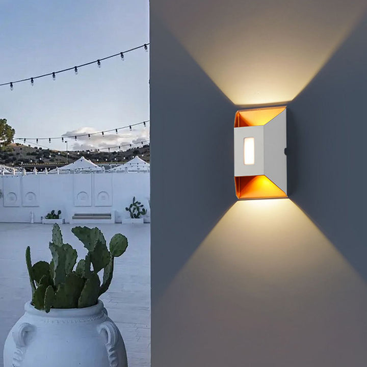 Aplique de pared LED trapezoidal rectangular de aluminio impermeable minimalista moderno para patio exterior 