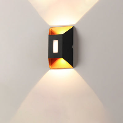 Applique murale LED en aluminium trapézoïdale rectangulaire étanche minimaliste moderne pour patio extérieur 