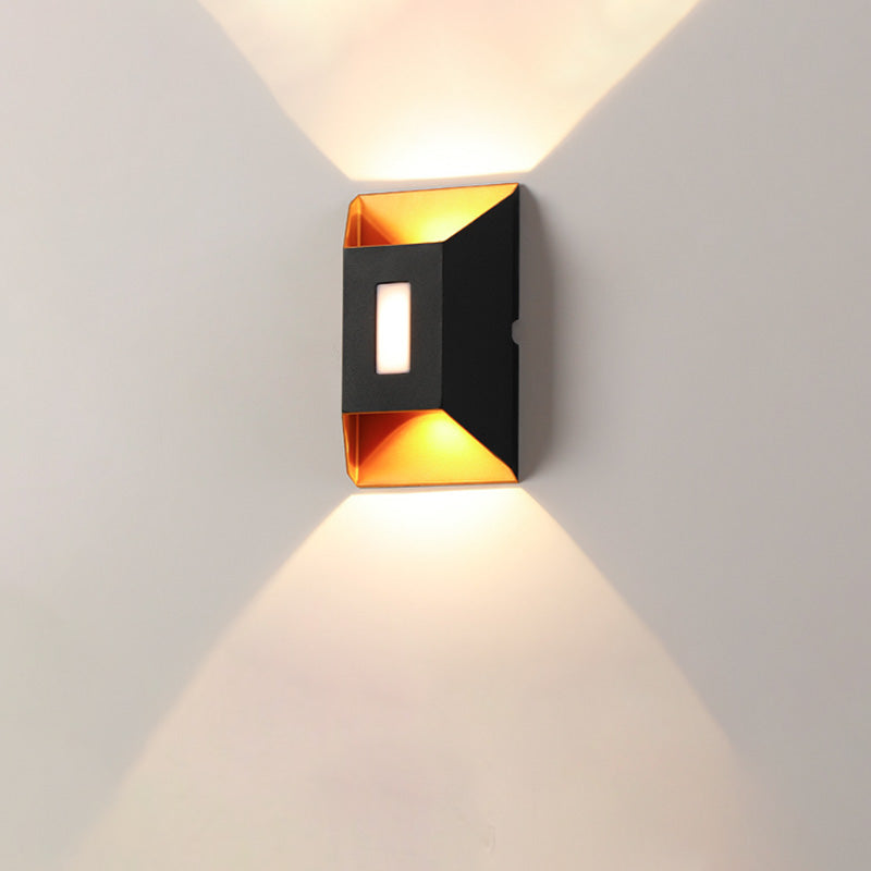 Applique murale LED en aluminium trapézoïdale rectangulaire étanche minimaliste moderne pour patio extérieur 