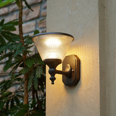 مصباح حائط LED من الألومنيوم بتصميم عصري بسيط مقاوم للماء بشكل مربع دائري للطاقة الشمسية للاستخدام في الفناء الخارجي 