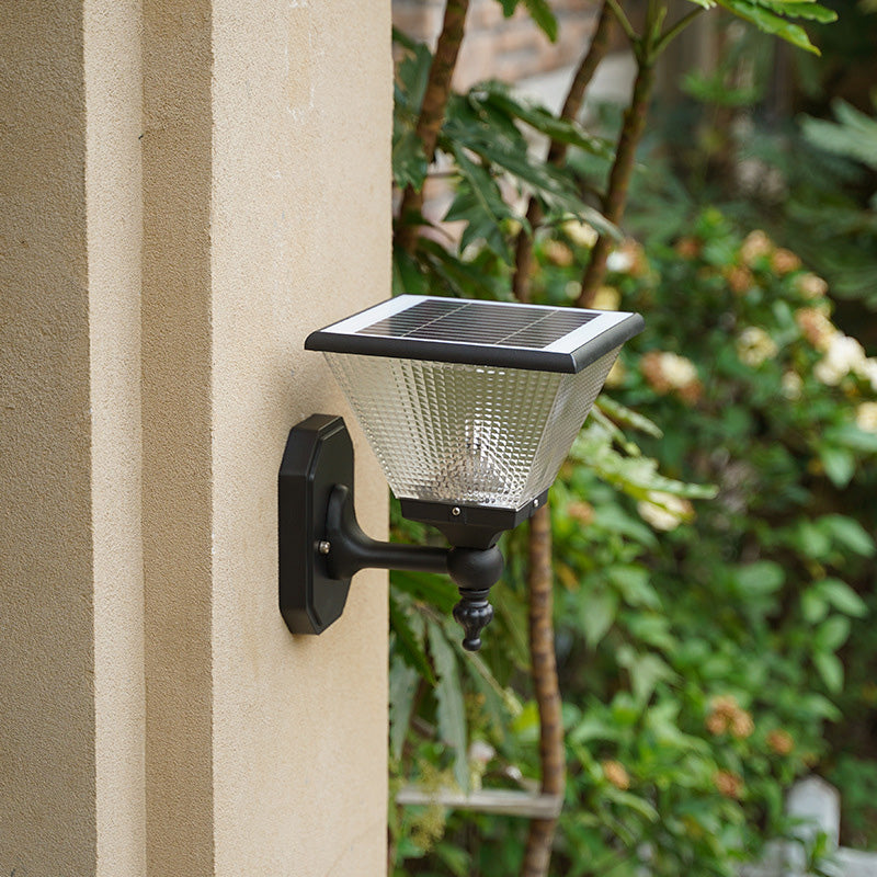 مصباح حائط LED من الألومنيوم بتصميم عصري بسيط مقاوم للماء بشكل مربع دائري للطاقة الشمسية للاستخدام في الفناء الخارجي 