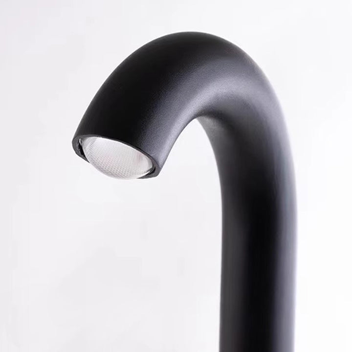 Lumière extérieure LED en aluminium pour jardin, poteau cylindrique incurvé étanche, simplicité moderne 