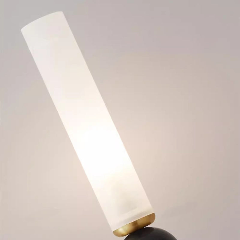 Applique murale moderne de luxe à cylindre long en cuivre et marbre avec 1 lumière pour salon 